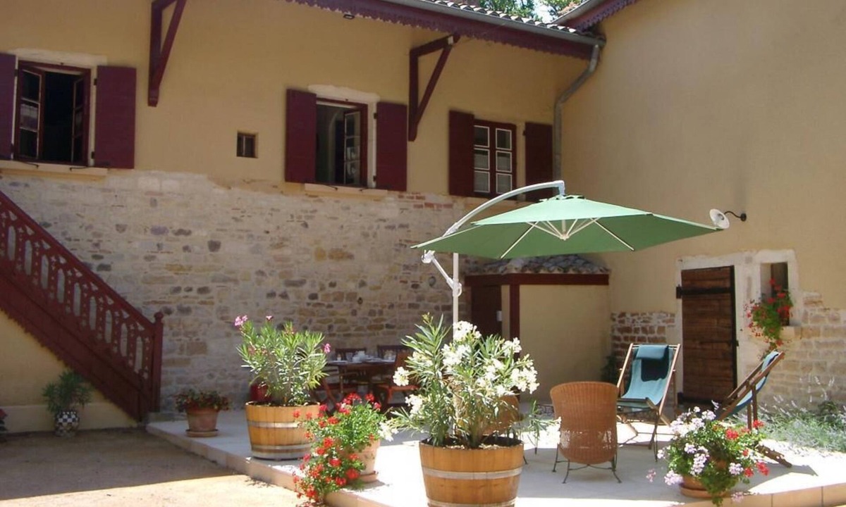 Arnas House | Le Clos des Rues - ARNAS