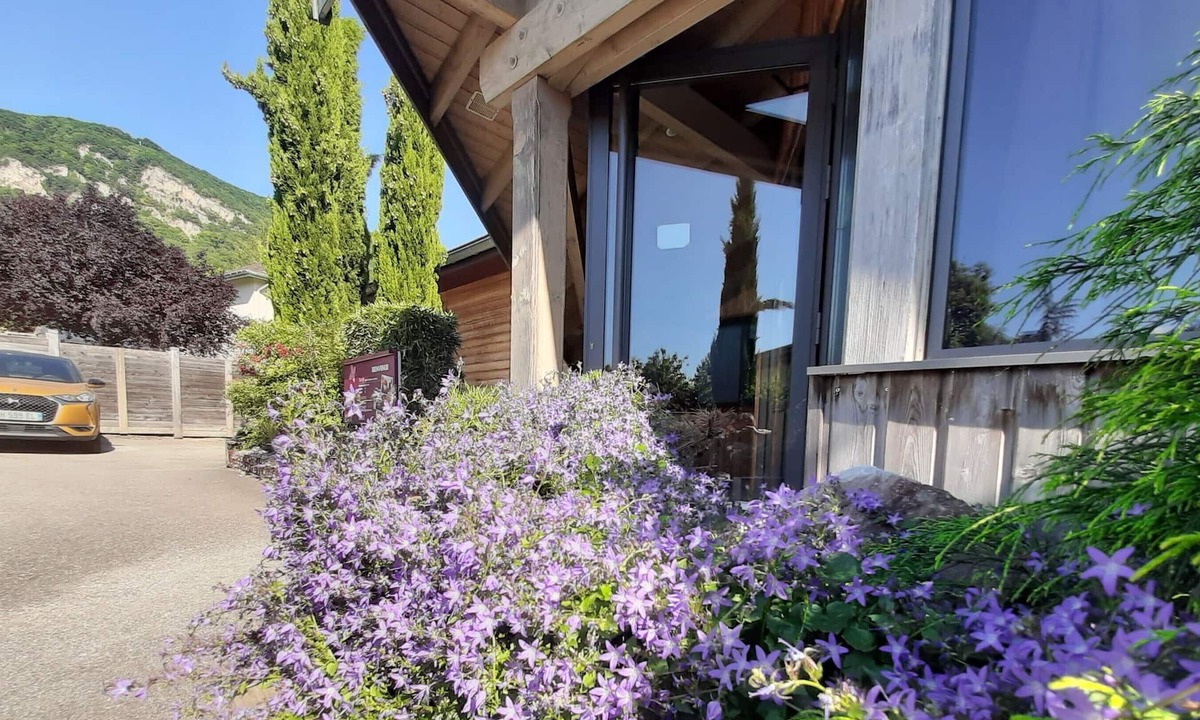 Lagnieu House | Le Clos du Bois Joli