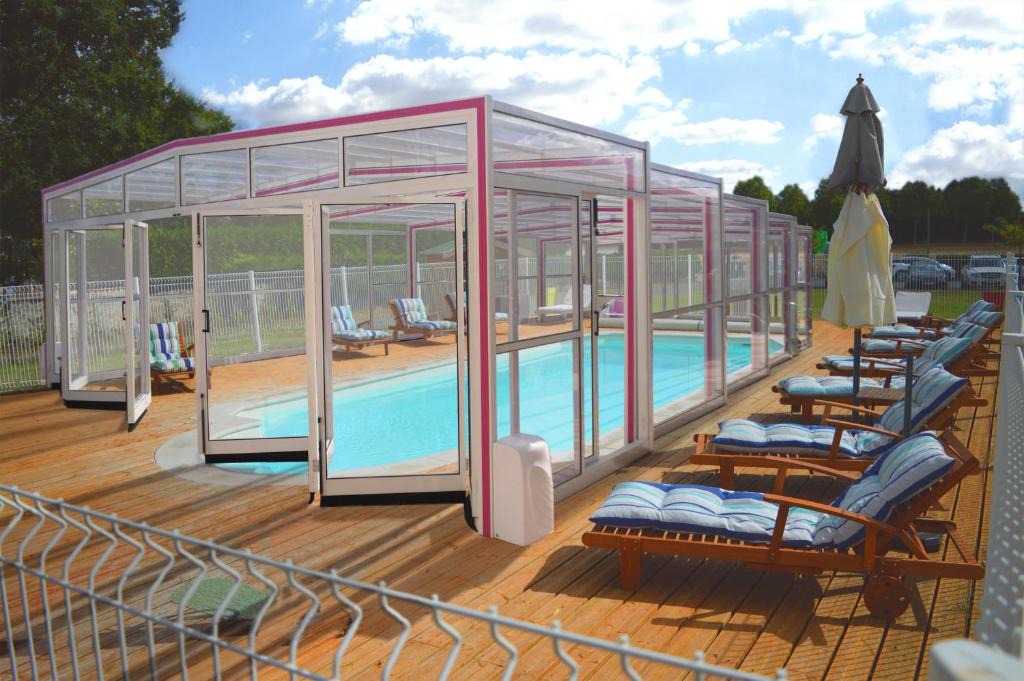 Saint-Simon-de-Bordes Apartment | Le Clos Du Champ De L'amour