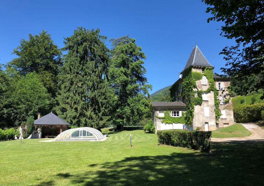 La Chapelle-du-Bard Bed & Breakfast | LE CLOS DU TULIPIER