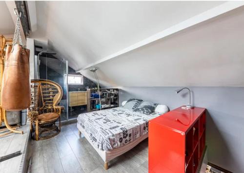 Taverny House | Le clos fleuri