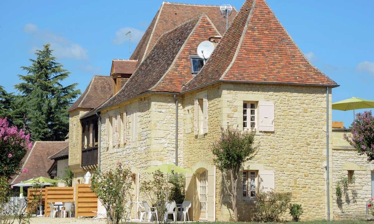 Saint-Vincent-de-Cosse Apartment | Le Clos des Rives by Interhome