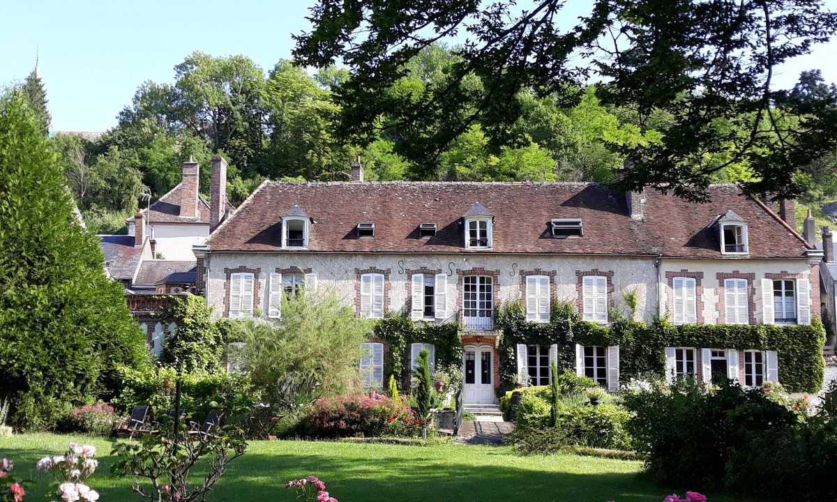 Chateau-Renard House | Le Clos Saint Nicolas