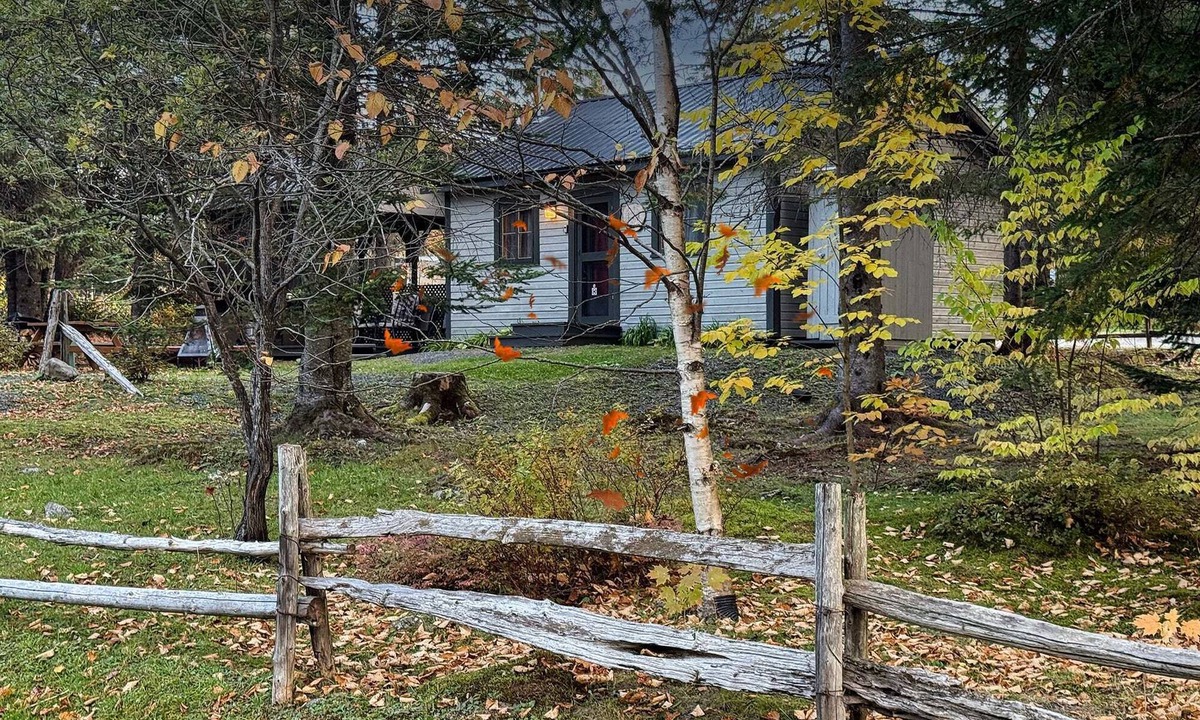 Saint-Luc-de-Bellechasse Ski Chalet | Le Coureur des Bois Spa 4-6 pers
