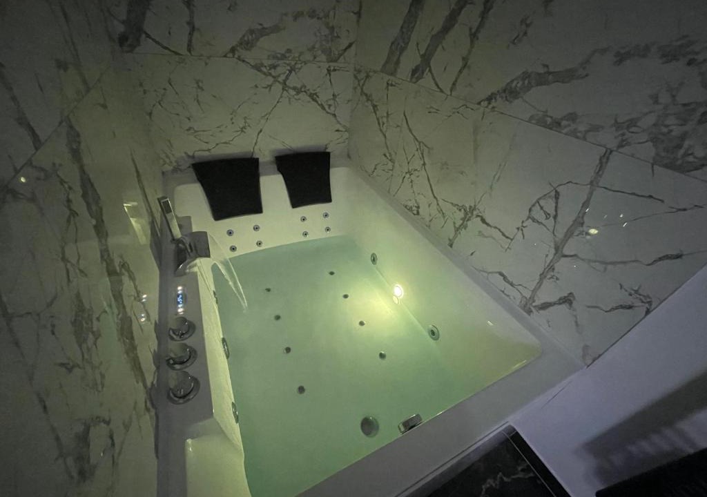 Sens Apartment | Le cocon Balnéo