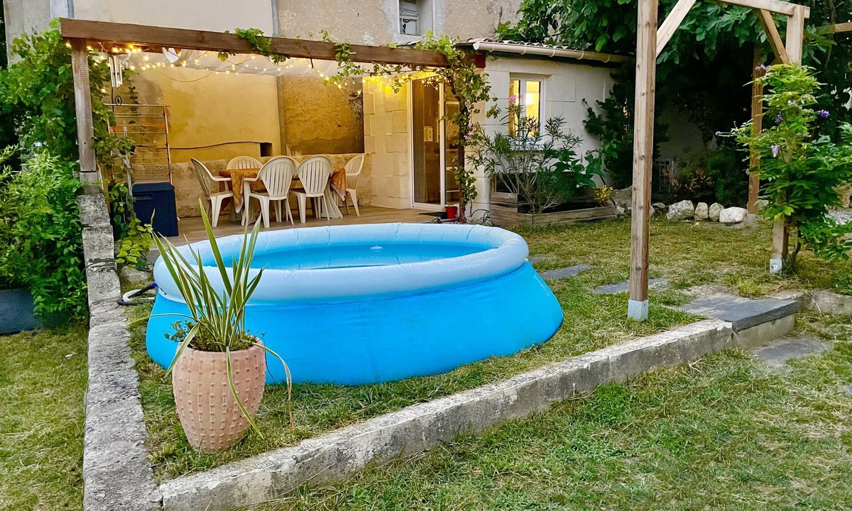 Paillet Apartment | Le Cocon du Coteau - Studio au Calme Climatisé Avec Terrasse