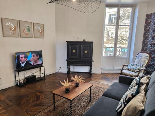 Poincare - Foch - Anatole France - Croix de Bourgogne Apartment | Le Cocon Foch Premium - Lumineux - Nancy Centre - Proche Gare