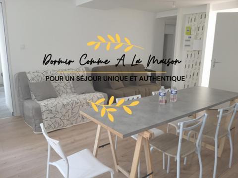 Saint-Julien-de-Vouvantes Apartment | Le Cocon Familial - Dormir Comme A La Maison -