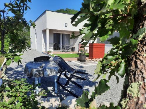 Lussas House | Le cocon, gîte adults only minimum 16 ans