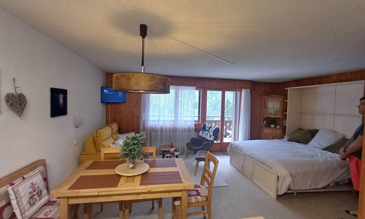 Champery Apartment | Le Cocon, Large studio 35m2, Champery 700m from the cable car 2 to 4 persons