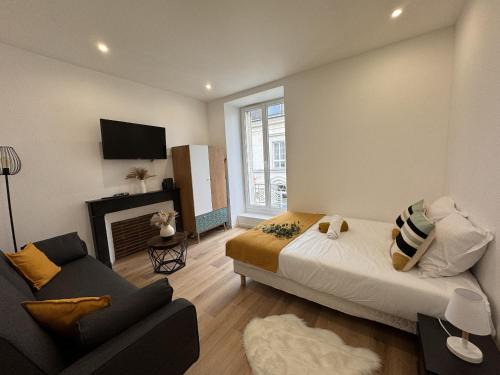 Ecommoy Apartment | Le Cocon Maison Reve Excellence