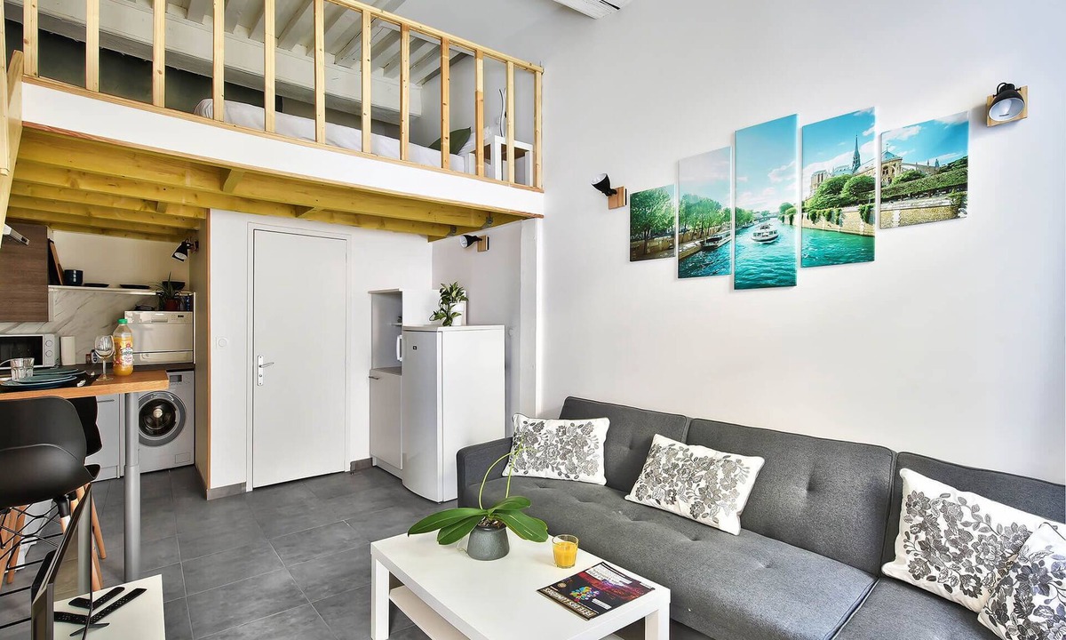 Saint Clair Boat Rental | Le Cocoon Saint Clair