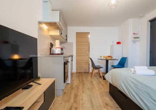 Cognac Apartment | Le Cocoon, studio centre, wifi, stationnement