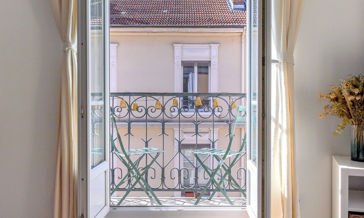 Quartier Hyper-Centre Apartment | Le Coeur de Ville