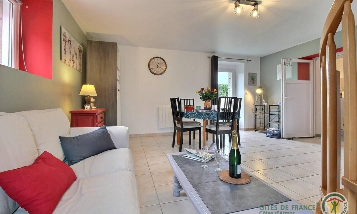 Hillion House | Le Coin des Hirondelles