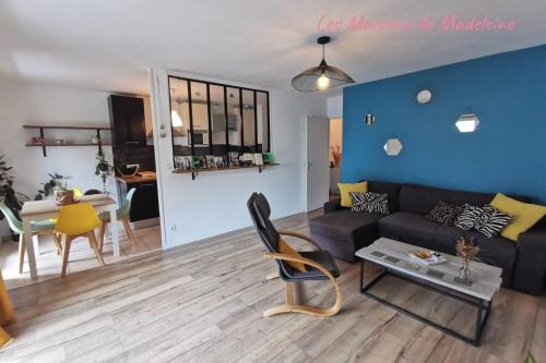 Quai de la Fosse Apartment | Le Colibri - Appartement avec balcon et parking