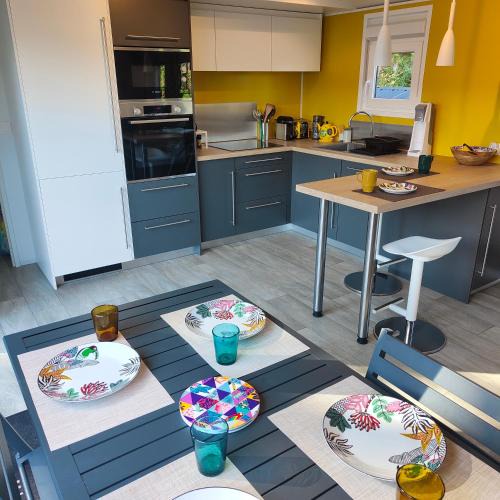 Dinard Ski Chalet | Le Colorful