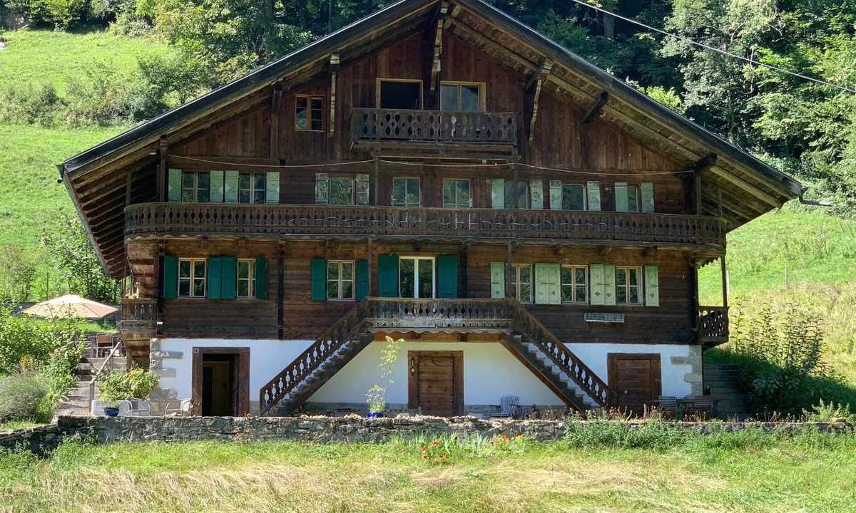 Val d'Illiez Ski Chalet | Le Communal Chalet La Renarde