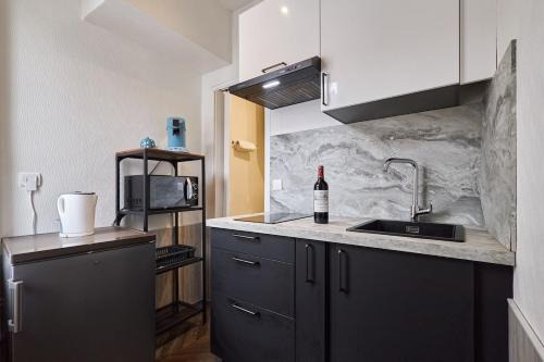 Cernay Apartment | Le Comte - T1 - 5 mins Caves Champagne
