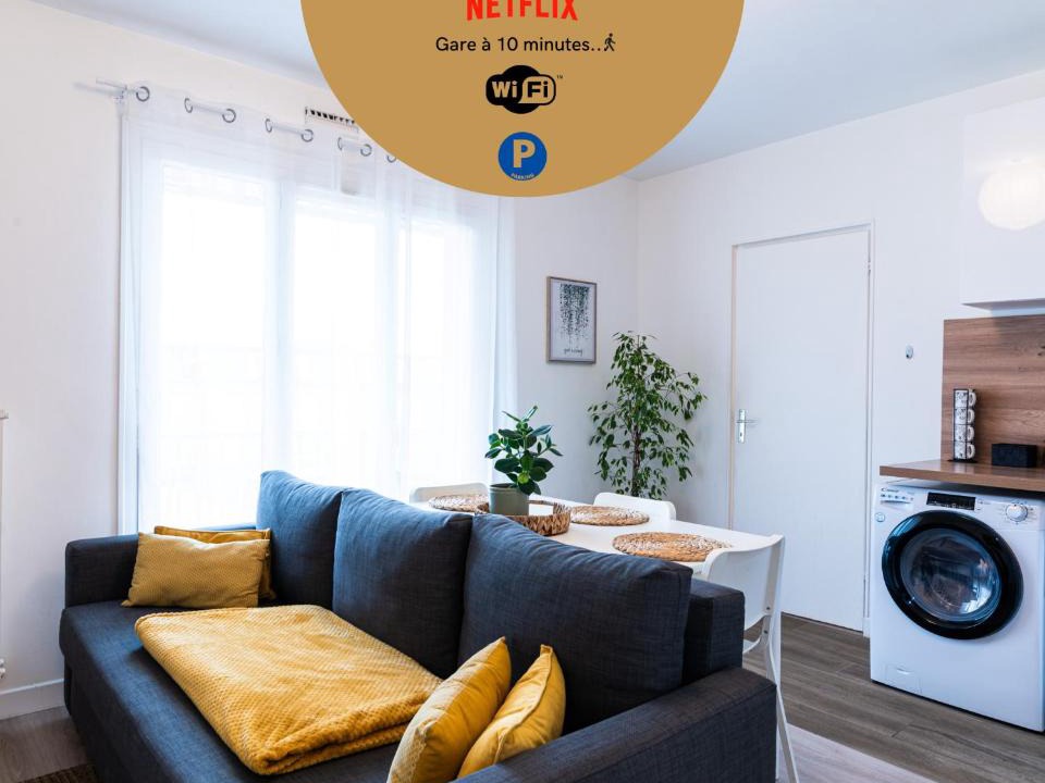 Peloux-Mail Apartment | Le coquet - Balcon - Proche gare - Parking