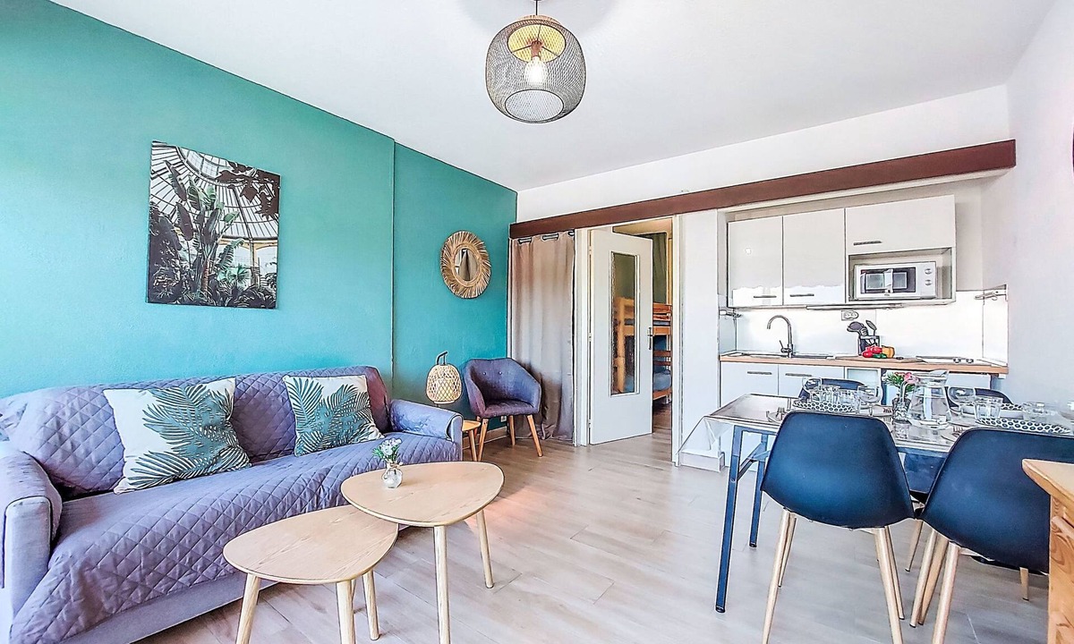 Le Grau-Du-Roi Apartment | Le Cormoran by Interhome