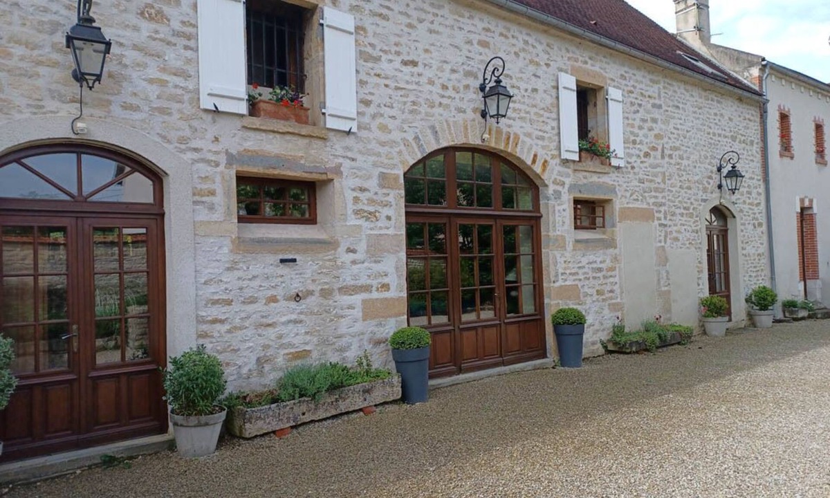 Sermizelles House | Le Corps de Ferme