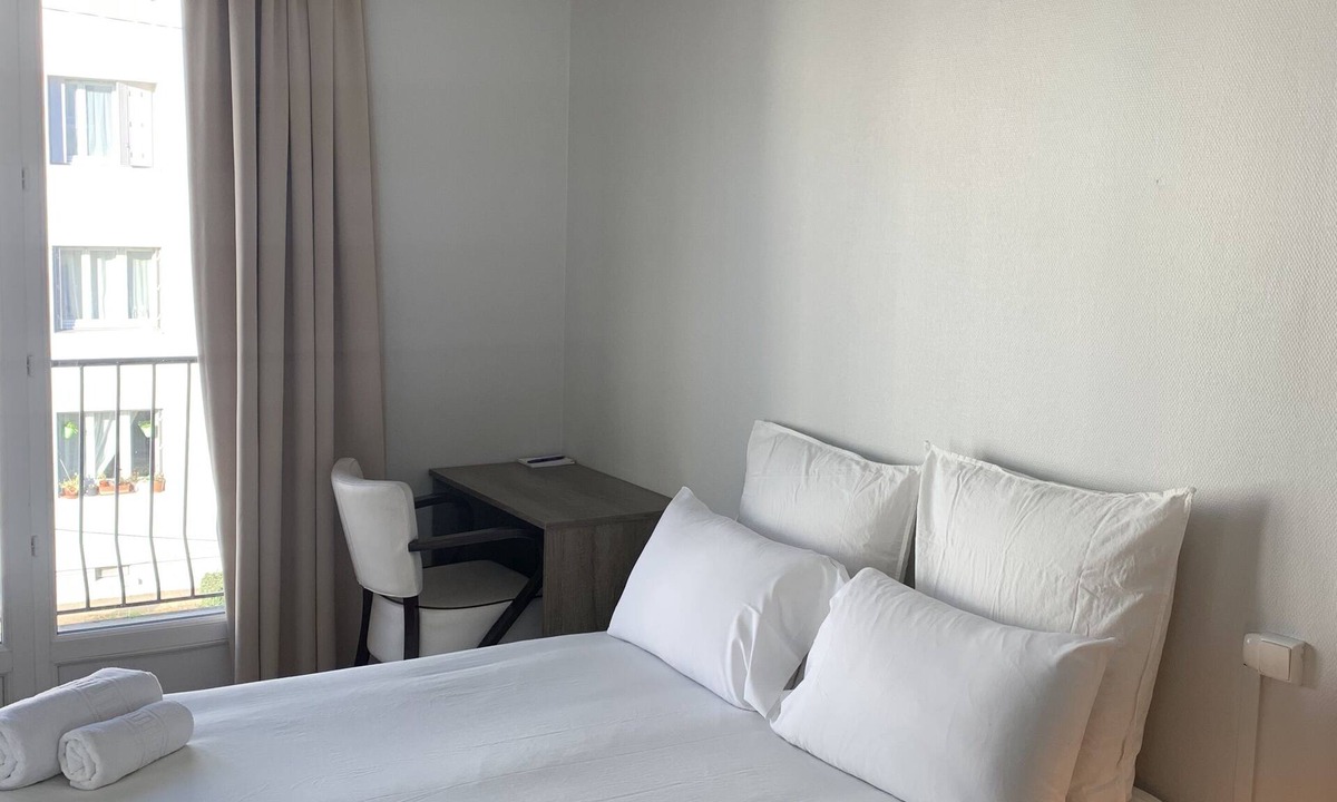 Dagneux Hotel | Le Costellan