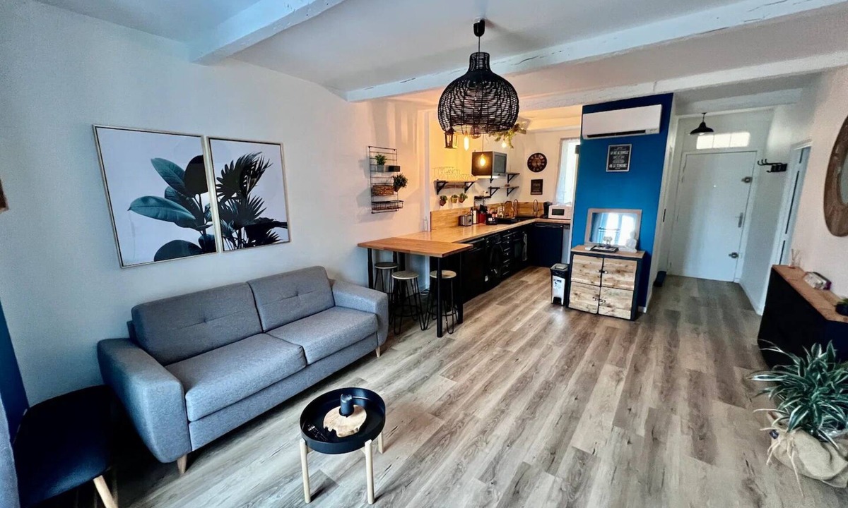 Le Bourg Apartment | Le Cosy, à 5 Minutes à Pied du Centre-ville