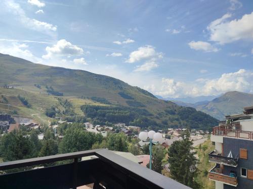 Mont-de-Lans Apartment | Le Cow'sy 1800