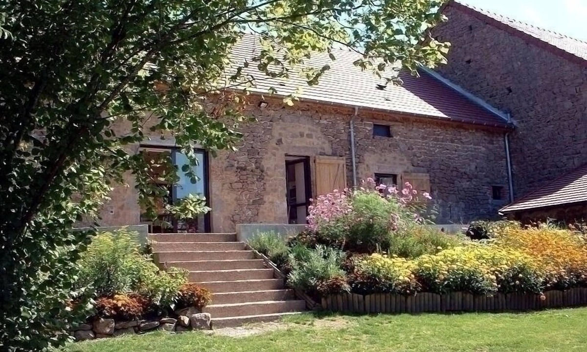 Pays de Saint-Eloy House | Le Créchol - LAPEYROUSE