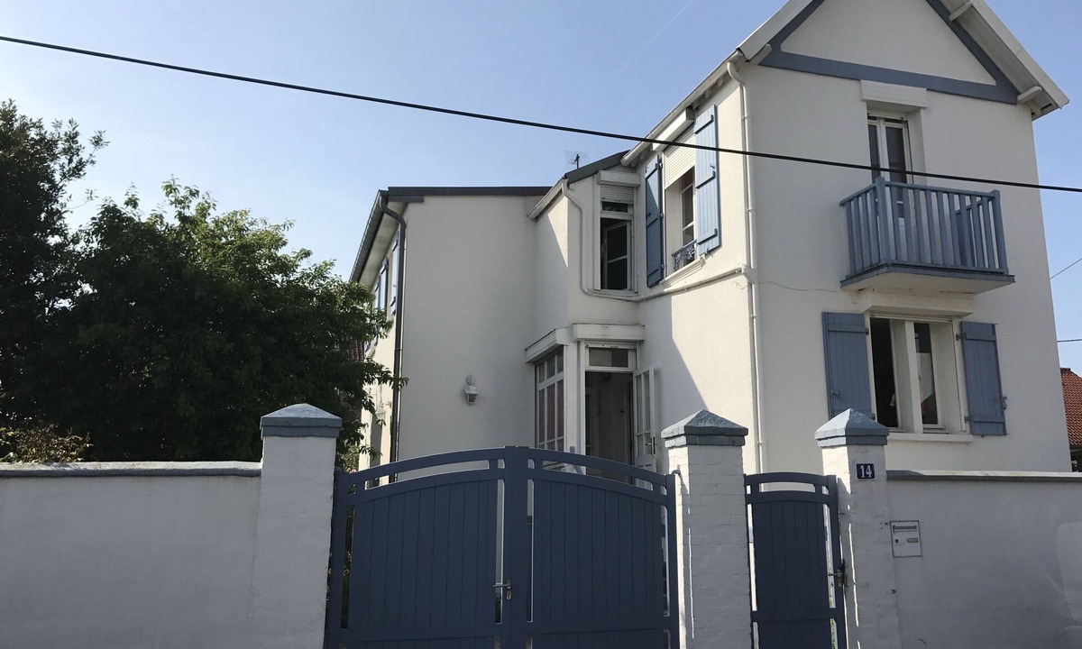 Le Crotoy House | Le Crotoy - Baie de Somme - Character house 8 people with enclosed garden with trees