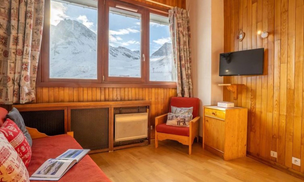 Val Claret Apartment | Le Curling B (Val Claret) by Interhome