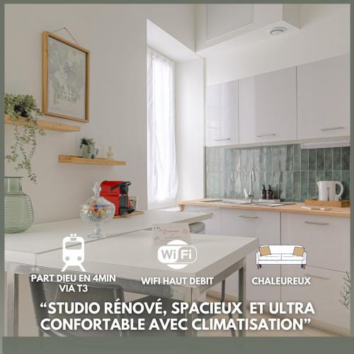 3rd Arrondissement Apartment | Le Dauphiné studio climatisé