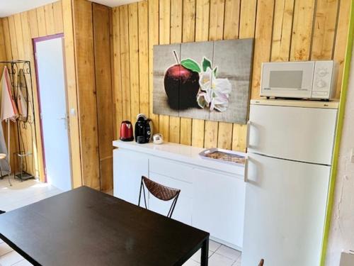 Champvert Apartment | LE DEPOT studio du petit port