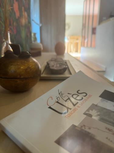 Vallabrix Apartment | Le diX - Classic Room - VallabriX proche UZES