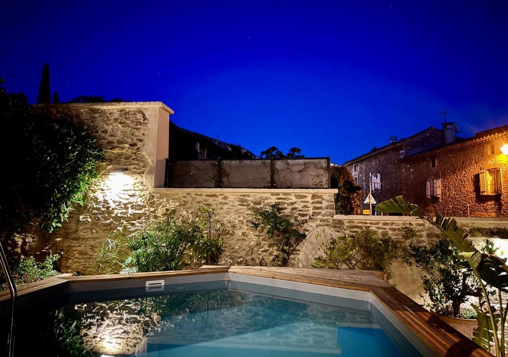 Vallabrix Apartment | Le diX - Classic Room - VallabriX proche UZES