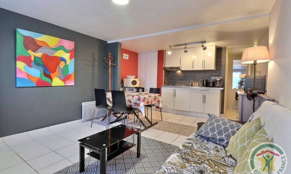 Saint-Pere House | Le Doris - Saint-pere-marc-en-poulet