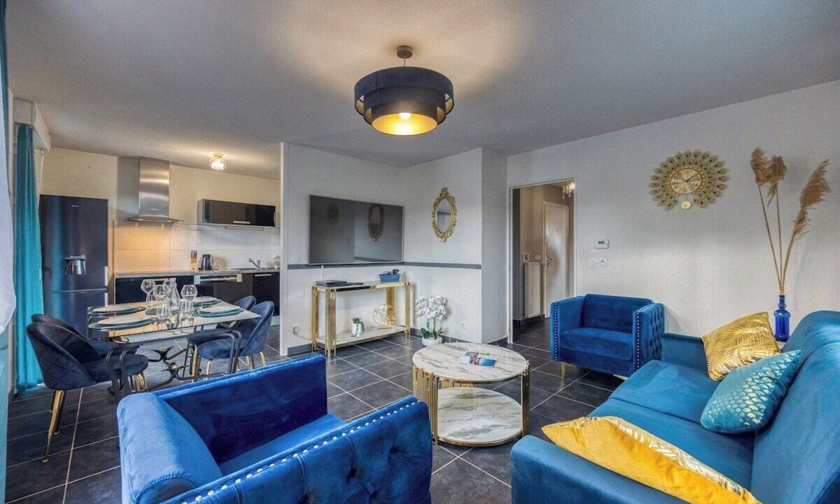 Varces-Allieres-et-Risset Apartment | Le Donjon Bleu | Quiet/Mountain view