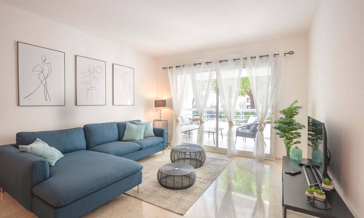 Cannes Apartment | Le Dolce Vita