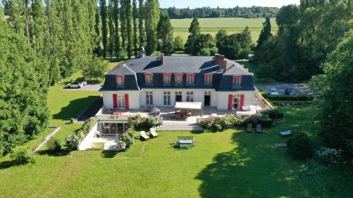 Saint-Martin-en-Biere House | Le domaine de barbizon by Quartz investissements