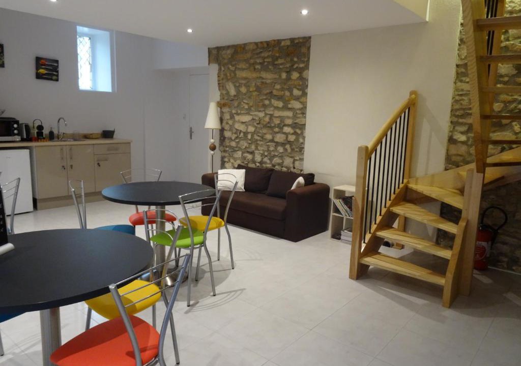 Charnay Bed & Breakfast | Le Domaine De Canelle