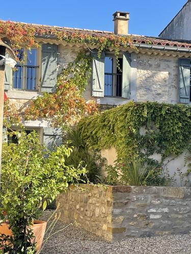 Servies-en-Val House | Le Domaine de La Tuilerie - Gite de charme en bord de riviere avec piscine