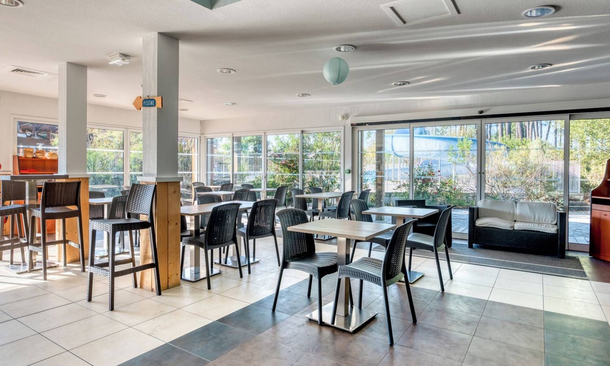 Parentis-en-Born Ski Chalet | Le Domaine des Grands Lacs* M48S