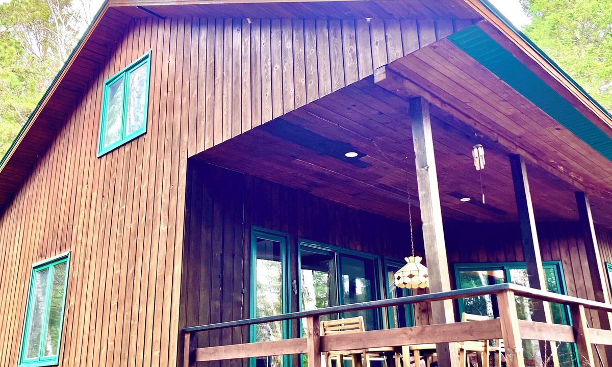Sainte-Melanie Cottage | Le Domek a soothing nature