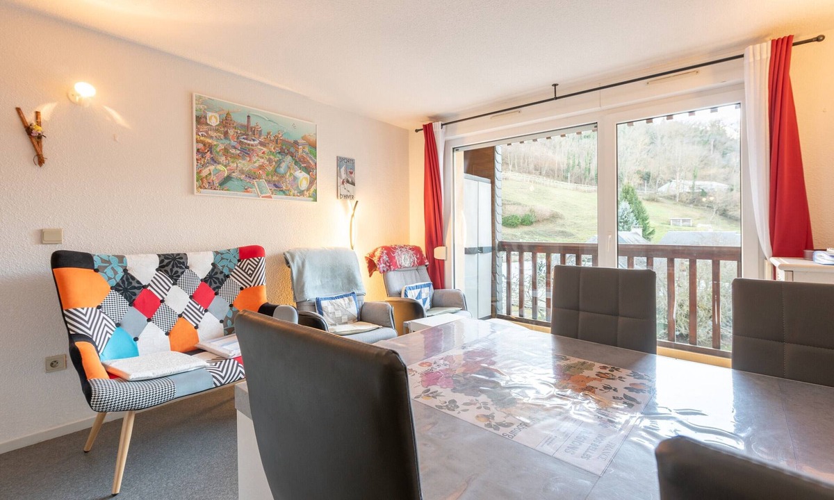 Saint-Lary-Soulan Apartment | Le Duplex des Neiges – Saint-Lary: Duplex lumineux avec vue montagne, proche centre