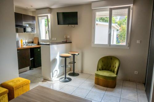 Lons Apartment | Le duplex - studio - climatisé