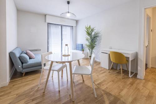 Laval Apartment | Le Emile - Appartement proche gare