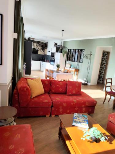 Guer Apartment | Le Familia