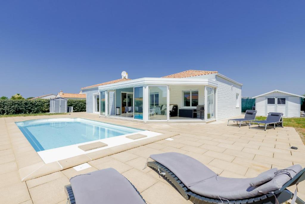 Le Fenouiller House | Le Fenouiller - 6 personnes, Maison Piscine