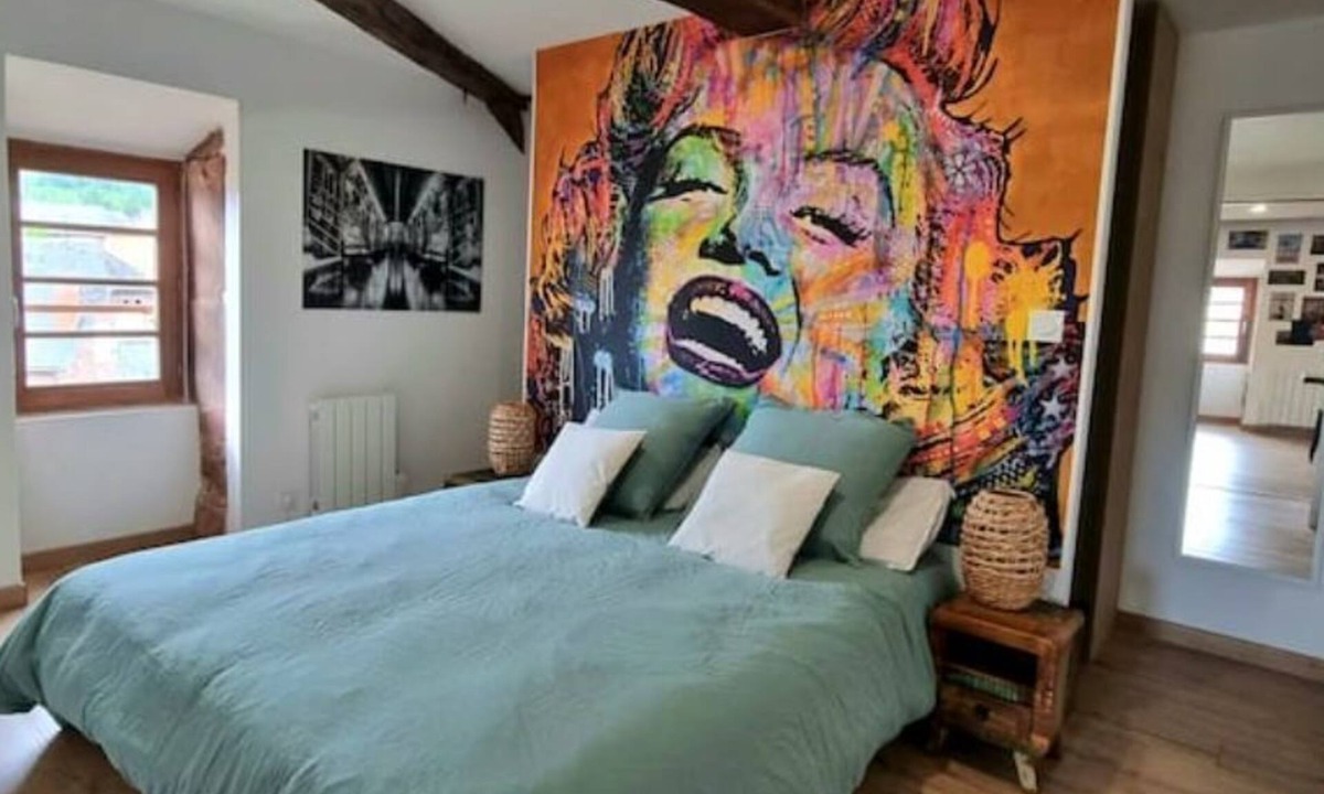 Meyssac Apartment | Le Fifties